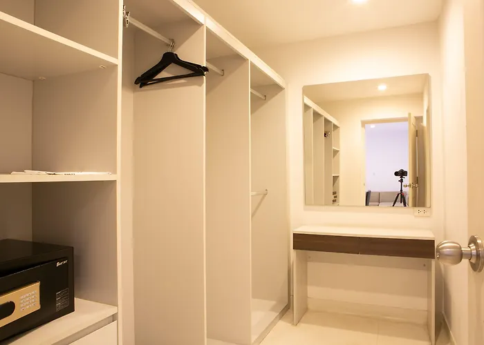 The Silver Palm Wellness 4* Bangkok